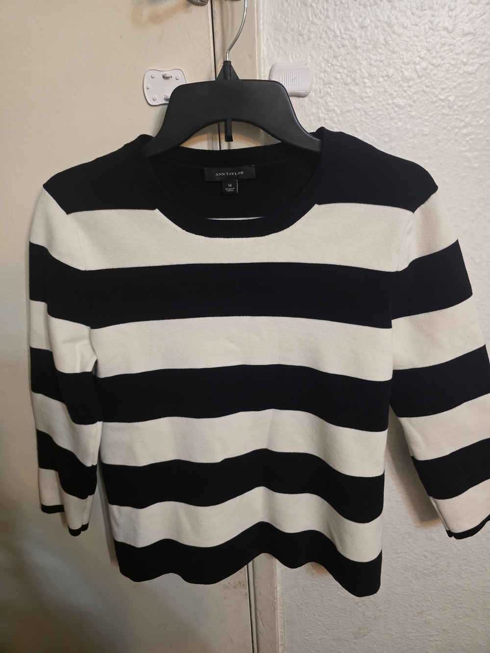 Ann Taylor Black and White Striped Crewneck Sweater